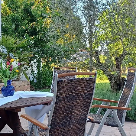 Gaestehaus Frevel Habitación en casa particular Münstermaifeld