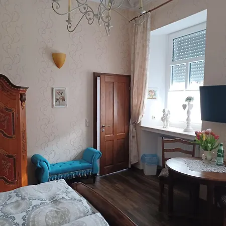 Gaestehaus Frevel * Münstermaifeld