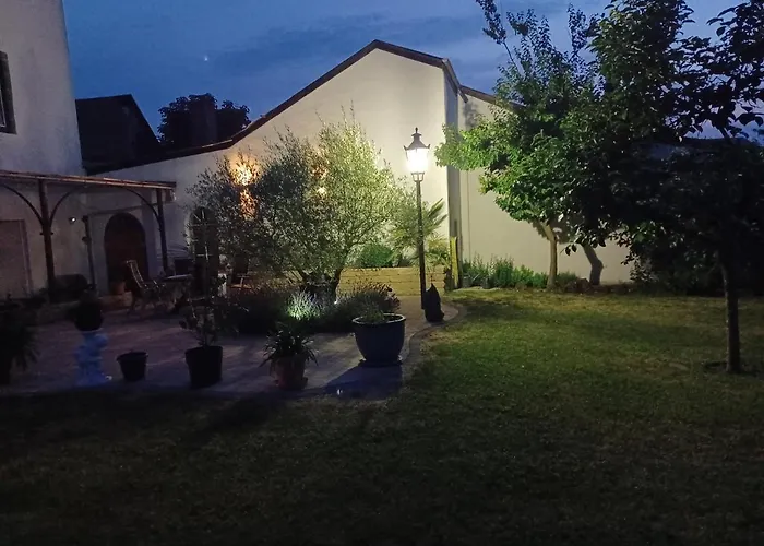 Homestay Gaestehaus Frevel Munstermaifeld